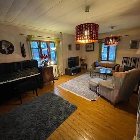 A Lovely House With A Garden In Helsinki * Siltamaki