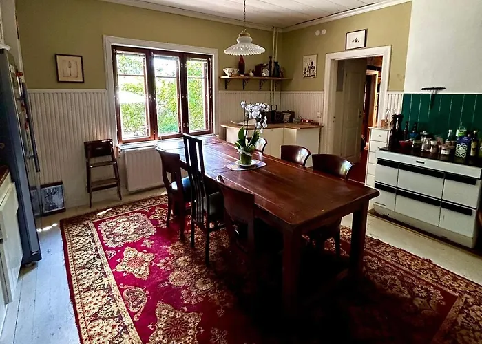 بيت للعطل A Lovely House With A Garden In Helsinki *